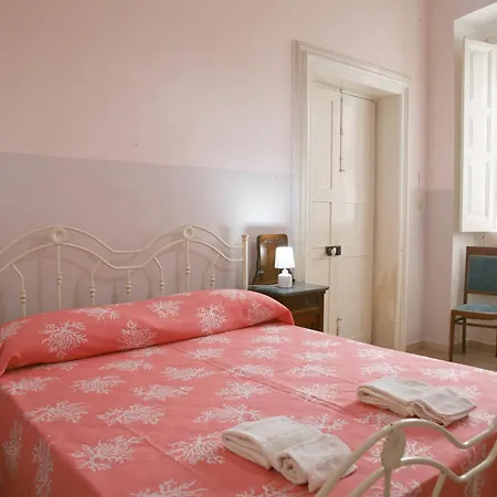 Eden Garden-historic Big House Near Sea, ガリポリ