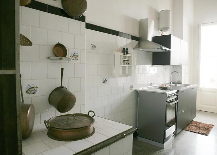 Eden Garden-historic Big House Near Sea, Holiday home Gallipoli