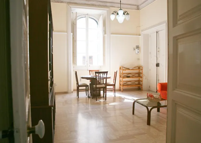 Eden Garden-historic Big House Near Sea, Holiday home Gallipoli