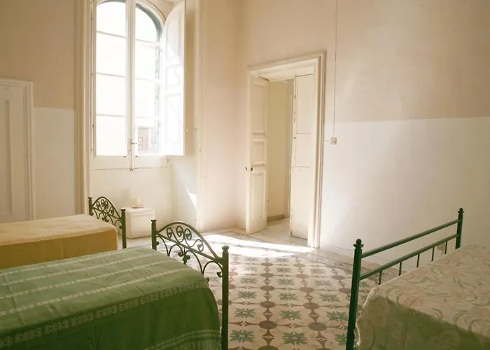 Eden Garden-historic Big House Near Sea, *